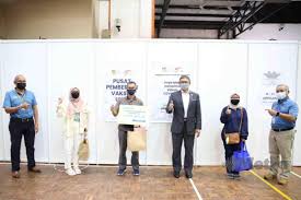 The pusat siswazah / dewan gemilang ukm stop is the nearest one to ukm gemilang hall in hulu langat. Penerima Vaksin Di Ppv Ipt Ukm Cecah 100 000