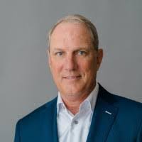 Kris Bell's Instagram, Twitter & Facebook