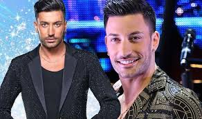 Dan Walker: BBC Breakfast star inundated with amusing 'Egg Club'  applications