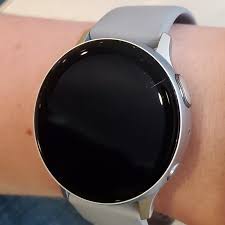 Samsung Galaxy Watch Active 2 Aluminum Smart Watch Bt 40mm Silver Sm R830nzsaxar Walmart Com Walmart Com