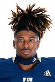 Kris Mitchell's Instagram, Twitter & Facebook