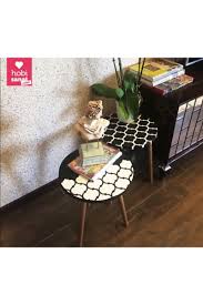 Herkese merhaba, bu videoda sprey boya nasıl kullanılır ve printer tekniğini anlattık. Sprey Boya Ile Sehpa Boyama