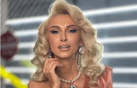 E frumos, a răspuns andreea bălan despre nasul său. Andreea Balan Aparitie Incendiara In Costum De Baie Esti Cea Mai Sexy Sirena