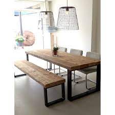 een stoere eettafel met bijpassend bankje timber door debetoverdezolder farmhouse dining room farmhouse dining dining room decor