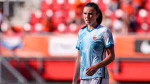 Ingrid syrstad engen is a norwegian football midfielder who plays for barcelona in the spanish primera división and the norway women's natio. Barcelona Transfer News Ingrid Engen Signs From Wolfsburg