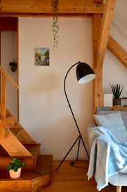 Maisonetteliebe Sohosofa Stehlampe Pflanzen Ho