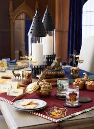 Find luxury home furniture, bathroom accessories, bedding sets, home lights & outdoor furniture at pottery barn. Harry Potter Inspired Home Decor Collection By Pottery Barn Brands And Warner Bros Consumer Products Debuts Today Business Wire