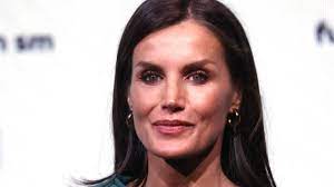 La reina Letizia vuelve a vestirse de gala: ya hay fecha oficial para su  próxima cena de Estado