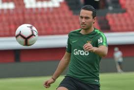 The official fan page of ezra walian. Qlukjsuv0cl7om