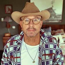 Mark Avery's Instagram, Twitter & Facebook