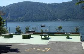 Auf der schweiz karte finden sie den ort mit koordinaten. Wunderschones Apartment Direkt Am See Bissone Bei Lugano Tessin Bissone