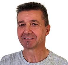 AZB Basel: Unser Team