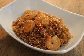 To get the most flavor into the dish, i like to include garlic in three forms: Vietnamese Garlic Noodles With Shrimp Seasoning And Salt