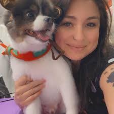 Aurora Roach's Instagram, Twitter & Facebook