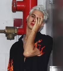 Brad mondo is a director and writer, known for mondo makeovers (2018). 60 Brad Ideas Brad Steve Chen Chad Hurley