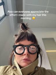 Hello I'm one of those really annoying people that loves their job 🙋🏻‍♀️  #workfit #fashionlecturer