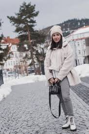 Gleich zwei paar durften mit. Weisse Boots Kombinieren So Gelingt Der Look Shoelove By Deichmann