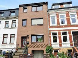 Teilsaniertes rmh mit neuem dach, 4 bis 5 zimmern, 2 bädern und hofgarten. Haus Zum Verkauf 28217 Bremen Walle Mapio Net