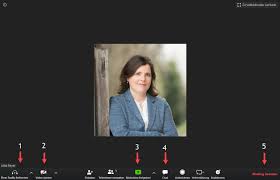 Zoom ermöglicht ihnen, meetings mit ihren kollegen oder freunden abzuhalten. An Online Meeting Mit Zoom Teilnehmen Jutta Beyer