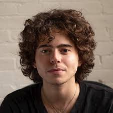 Andrew Eaddy (@AndrewJEaddy)