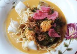 Beberapa lontong gulai ini antara lain; Resep Lontong Padang Gulai Pakis Ala Mimi Shidqya Oleh Ennerya Nurza Cookpad