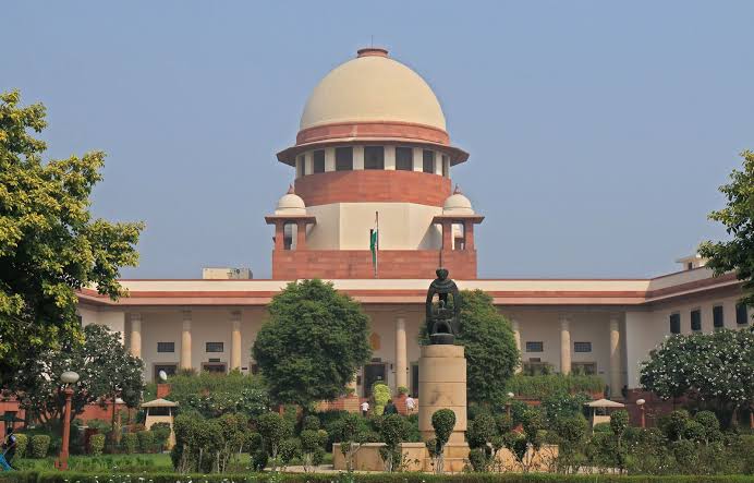 सरकार पर चला सुप्रीम कोर्ट का डंडा