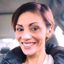 Linda Marasco's Instagram, Twitter & Facebook