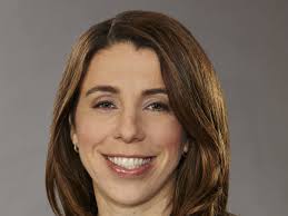 TGI Fridays adds two restaurant veterans to its executive suite