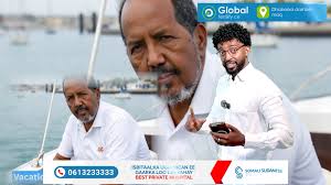 Xasan Sheikh Fasax & faakeheysi buu ku jiraa iyadoo dalkii uu gubanayo dhan  kasta