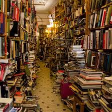 Best Bookstore In Which To Trap Your Claustrophobic Friends Bookstore Chicago Travel Places