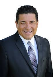 Angel Arreguin's Instagram, Twitter & Facebook