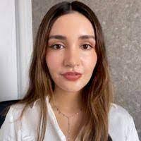 Candice Ethridge's Instagram, Twitter & Facebook