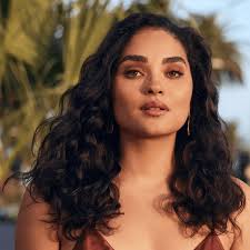 Who should Brittany O'Grady play in the DCU? : r/Fancast