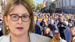 Jacinta Allan's door always open for farmers, CFA volunteers