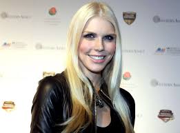 Root Ball gets 'em shaking