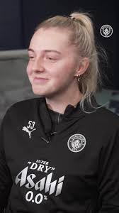 “I didn’t know you could do that!” 😮 Mayzee and Gracie go head to head in  race 2/3 in Mario Kart! 🚗🍌 #mancitywomens #mancity #mancityesports  #mariokart #gaming