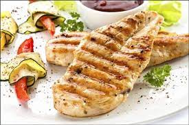 Purtroppo o per fortuna sono una buona forchetta e, melone e liquirizia a parte, posso dire di non aver mai disdegnato alcunché di commestibile. Calorie Petto Di Pollo E Valori Nutrizionali