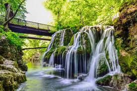 Vândut în toată lumea magazin de vânzare cumpara online imagini spectaculoase de la cascada. Cascada Bigar Cea Mai Frumoasa Cascada Din Lume Idei De Vacante