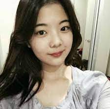 최근 류진은 있지 공식 sns 등을 통해 '남발 안녕 (남색 단발)'이라는 짧은 문구와 함께 여러 장의 사진을 올렸다. ì™€ ìžˆì§€ ë¦¬ì•„ ì‚´ë¹¼ê¸° ì „ ë´ ã„·ã„· í˜„ìž¬ ë‚œë¦¬ë‚œ ìžˆì§€ ë¦¬ì•„ ê³¼ê±° ì‚¬ì§„ ì‚¬ì§„
