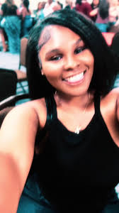 Kaylah Williams ® (@deebodied)