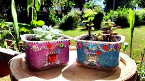 Diy Blumentopfe Aus Quarkbechern 3 Ideen In 2020 Diy Upcycling Upcycling Upcycling Ideen