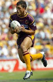 Hunt, bennett ve broncos takım arkadaşını tarif etti darren lockyer lig kariyeri üzerindeki en büyük etkiye sahip.11 lockyer'ın. Karmichael Hunt Charged A Look Back At His Brilliant Three Code Football Career The Courier Mail