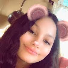 Jolene Linares's Instagram, Twitter & Facebook