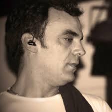 Stream Génesis Flores Rivera music