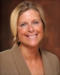 Stephanie Cavanaugh's Instagram, Twitter & Facebook