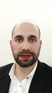 Vamos falar de batom, de batom vermelho, ou melhor, de como aplicar batom vermelho! Isukj8lszmgpom