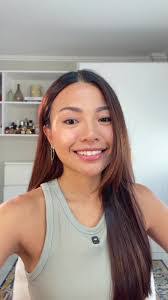 Michelle Tripp's Instagram, Twitter & Facebook