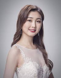 Miss Chinese Montreal Fans Page 满地可華裔小姐/ 蒙特利尔華裔小姐- Ivy Hu : Miss Chinese  International 2019 official photo