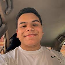 Manuel Lezcano's Instagram, Twitter & Facebook