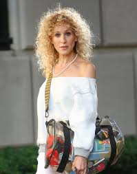 Noch mehr kostenlose anleitungen zum selbermachen bieten die sammlungen folgender seiten hochzeitsgeschenk basteln und dekoration zum hochzeitsfest selber machen. 80er Frisuren Fur Frauen Selber Machen 55 Ideen Fur 80er Jahre Party